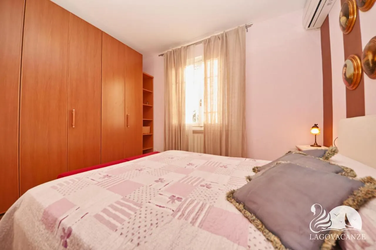 Vista Lago Apartment Padenghe sul Garda 0*,  Italy